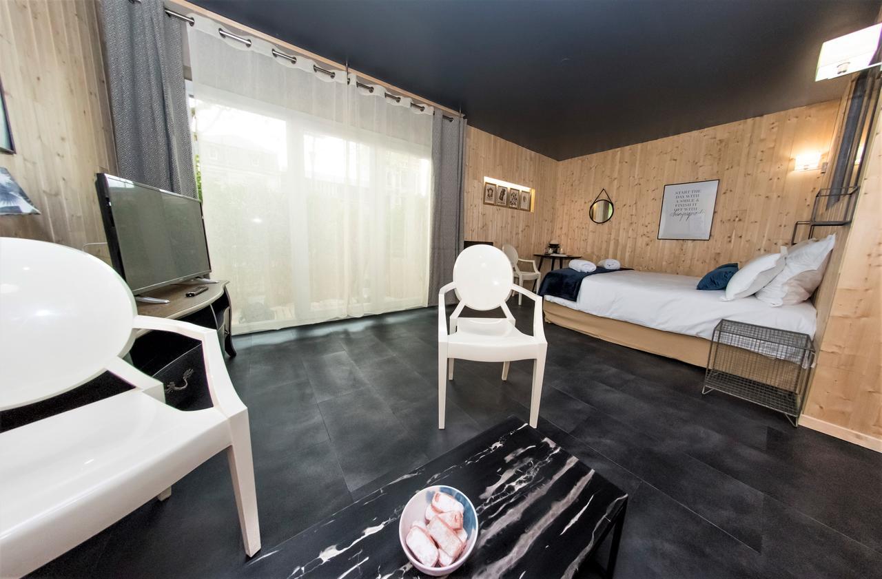 The Chardonnay Apartment เอแปร์เน ภายนอก รูปภาพ