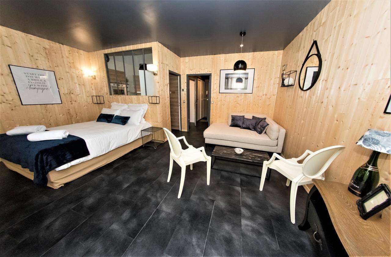 The Chardonnay Apartment เอแปร์เน ภายนอก รูปภาพ